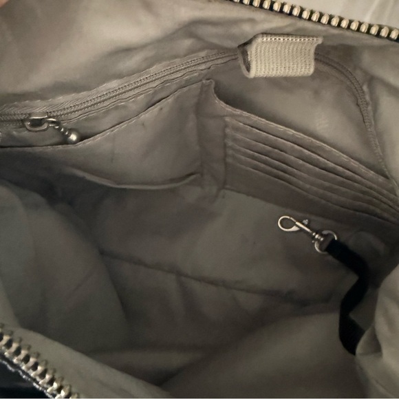 Baggallini Crossbody/Shoulder Bag - Picture 14 of 14